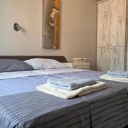 Apartmán Your Place In The Heart Of And 300 Meters From The
